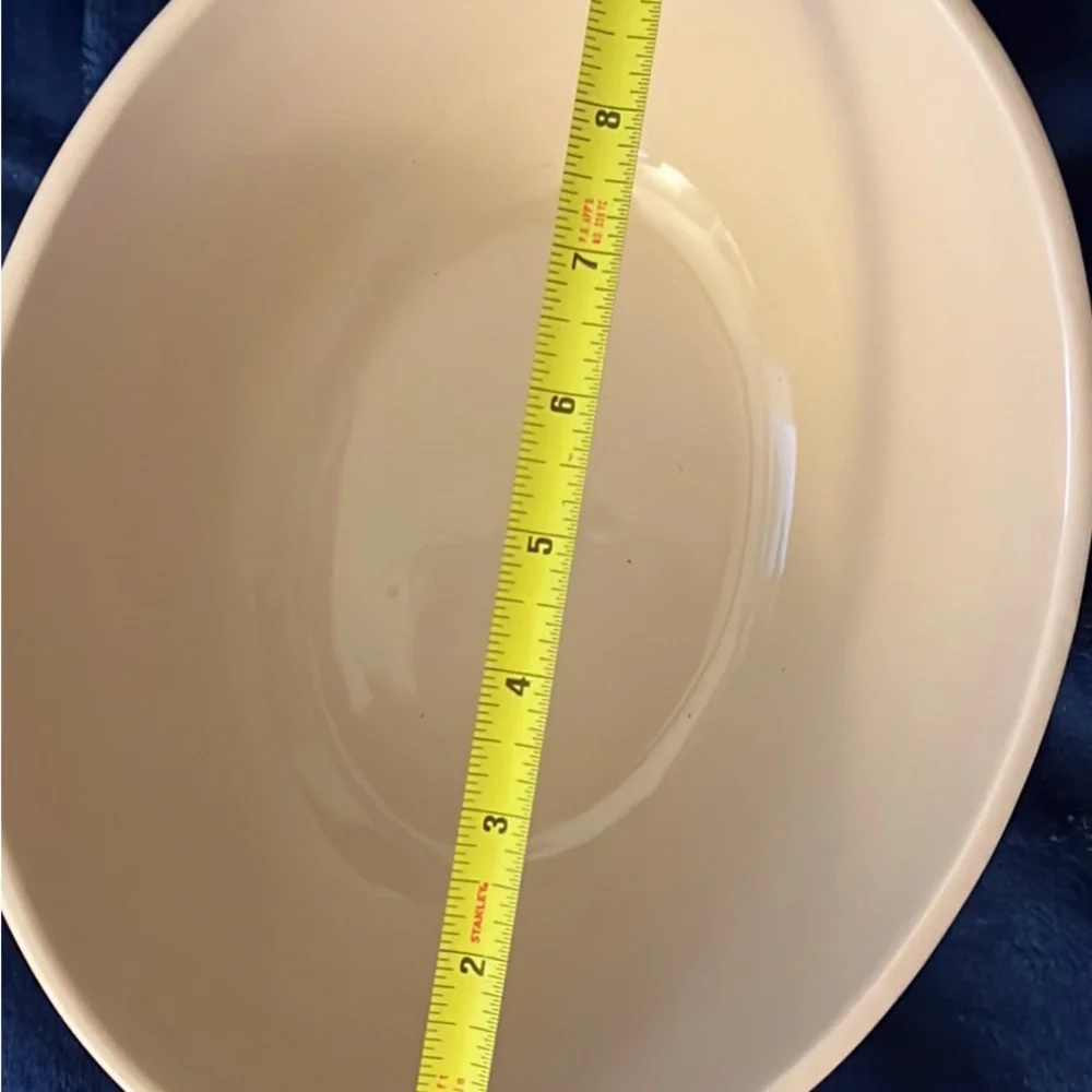 Le Creuset Orange Bowl 2.9L oval multi bowl new with tag - Picture 4 of 4